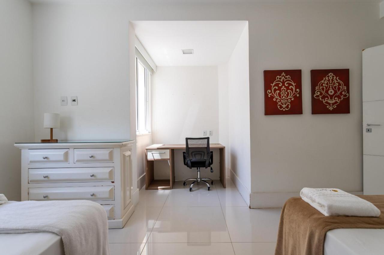 Belo Em Copacabana - Uma Quadra Da Praia- Sl1001 Z2 *